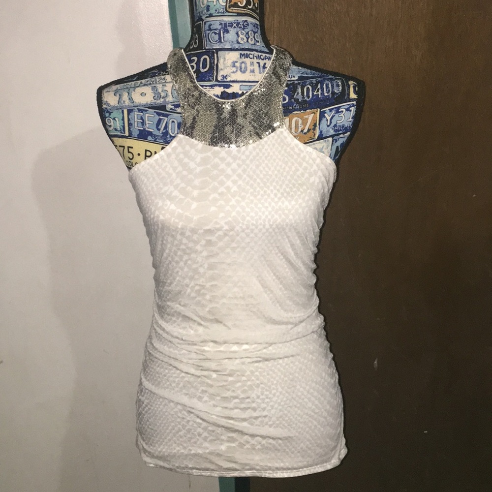Express sequenced halter